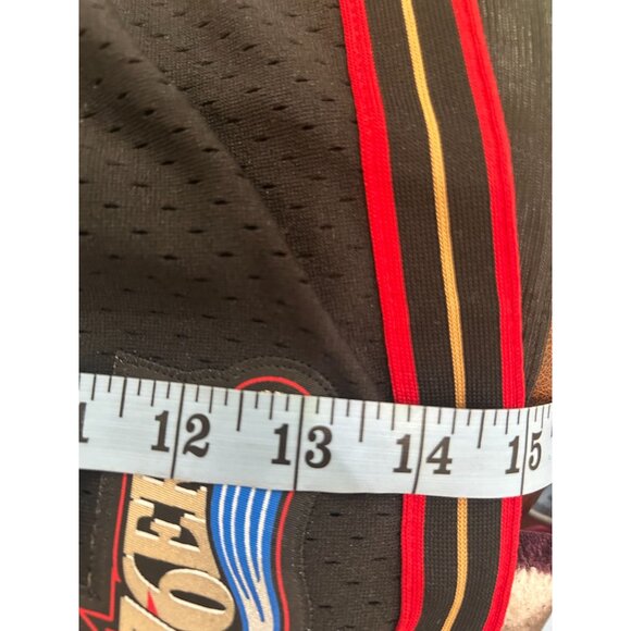 NWT Womens XL 76ers Black Shorts Mitchell & Ness X Hardwood Classics MSRP $80 - Picture 4 of 7